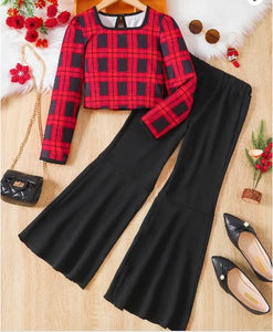 Girls Trendy Plaid Pullover and Solid Flare Pant Set